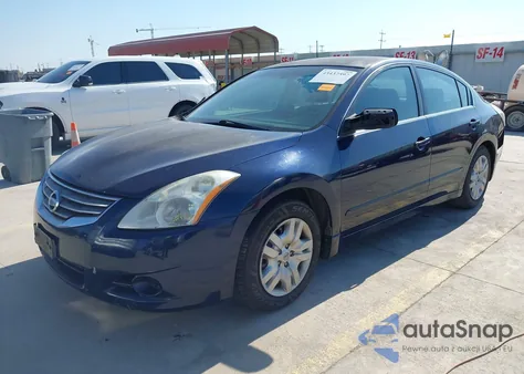 2011 Nissan Altima 2.5 S z USA, uszkodzony, nr VIN 1N4AL2AP4BN465668